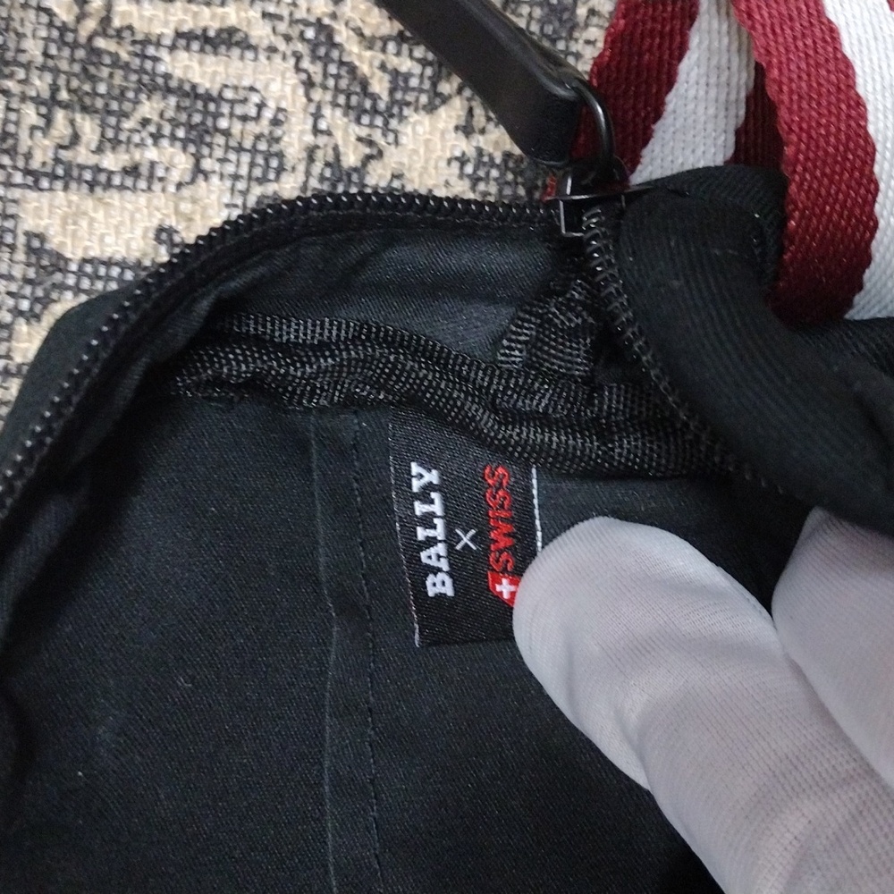 Bally Swiss Toiletry Cosmetics Make Bag Pouch Lot of 2 - Picture 8 of 14